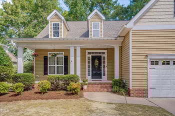 929 Lukestone Dr, Fuquay Varina, NC 27526
