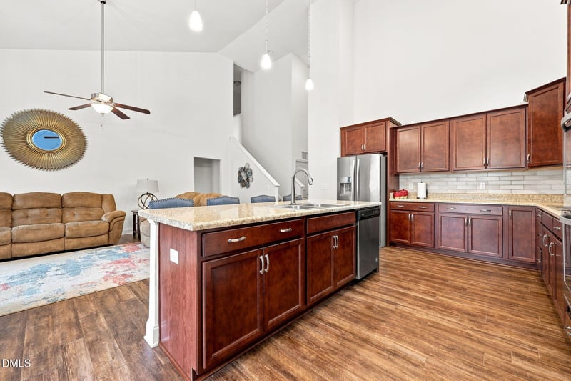 929 Stable Fern Dr, Fuquay Varina, NC 27526