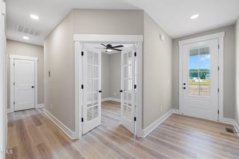 9293 Bear Run Ln, Middlesex, NC 27557