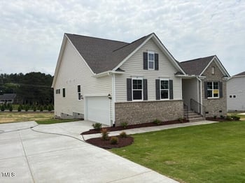 93 Ausban Ridge Ln, Four Oaks, NC 27524
