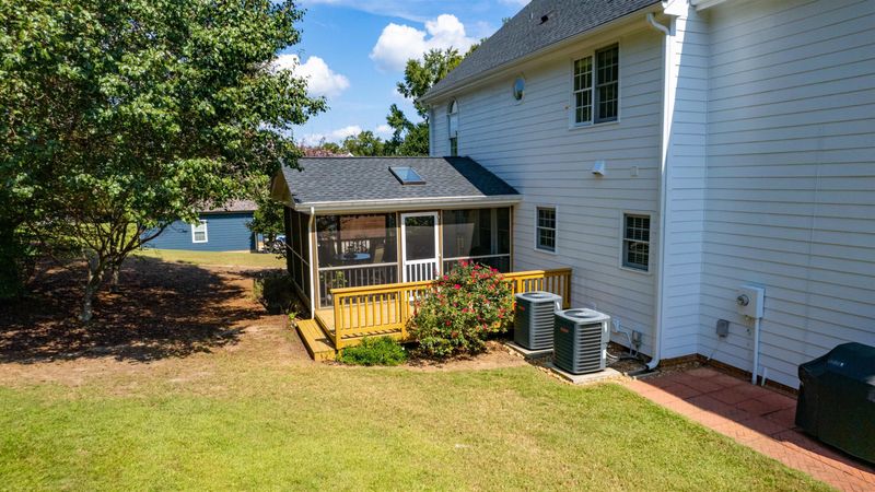 93 Austin Pond Rd, Clayton, NC 27520