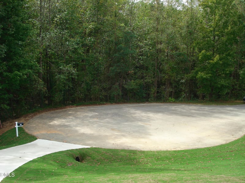 93 Big J St, Erwin, NC 28339