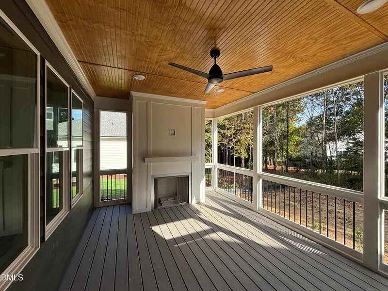 93 Bur Oak Ct, Pittsboro, NC 27312