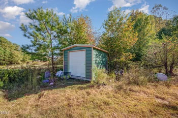 93 Grove Park Ln, Henderson, NC 27537