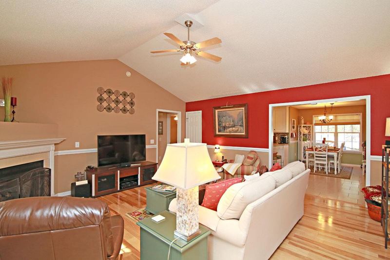 93 Melanie Ln, Willow Springs, NC 27592
