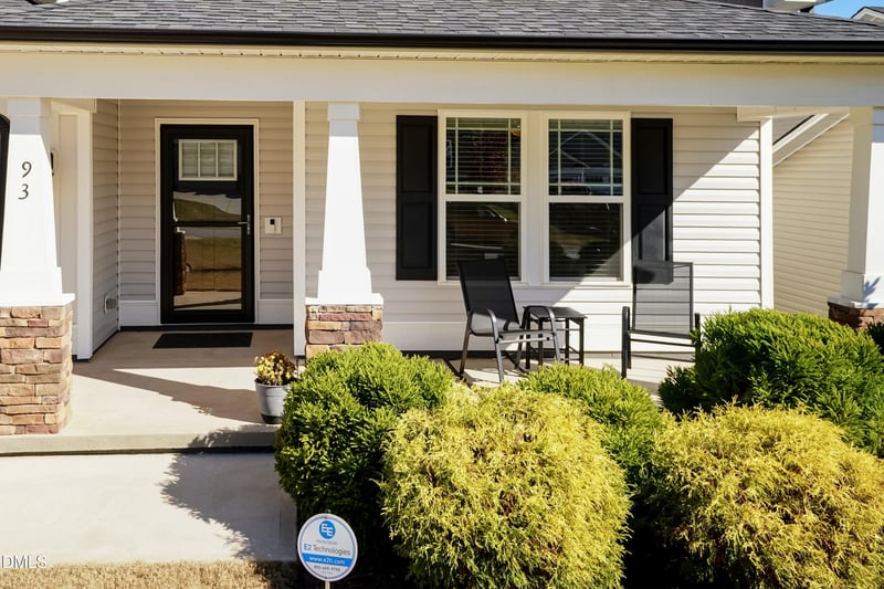 93 Mountain View Dr, Garner, NC 27529