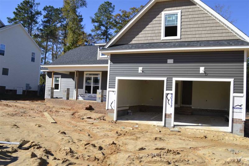 93 Summit Overlook Dr, Clayton, NC 27527