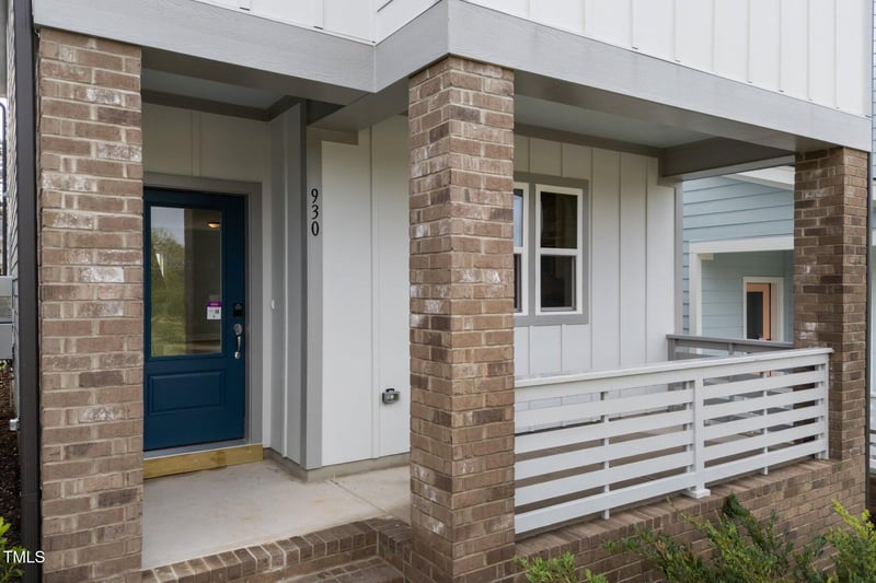930 Allen Pk Dr, Raleigh, NC 27604