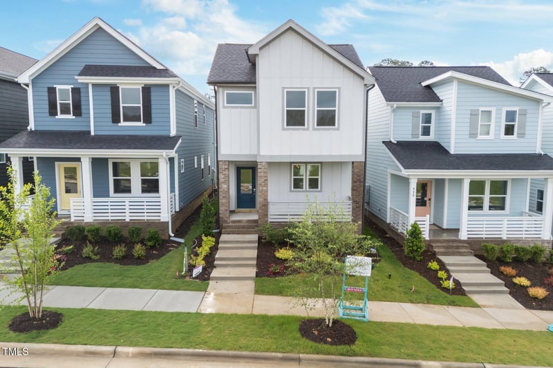 930 Allen Pk Dr, Raleigh, NC 27604