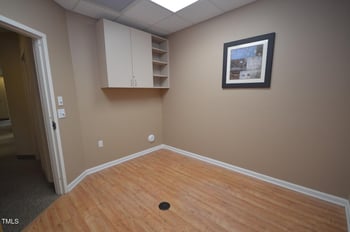930 Cary Pw #104, Cary, NC 27518