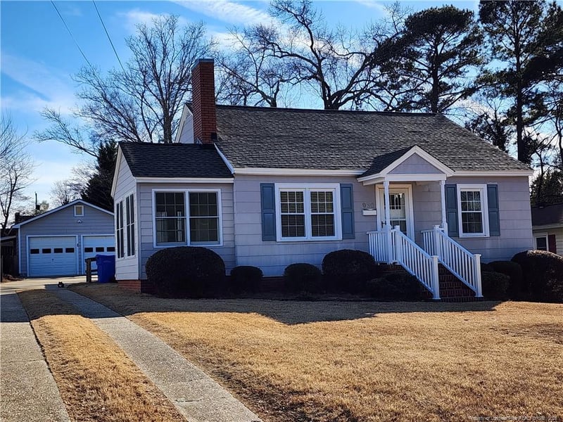 930 Chester Cir, Fayetteville, NC 28303