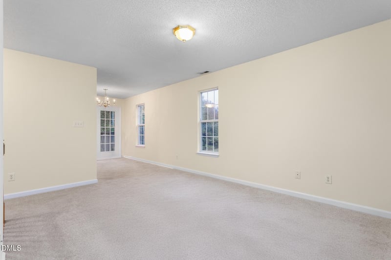 930 Fifth St, Mebane, NC 27302