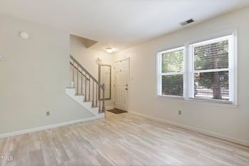 930 Jason Ct, Cary, NC 27511