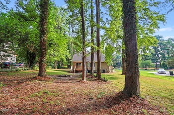 930 Meadowbrook Dr, Garner, NC 27529