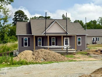 930 Micro Rd, Selma, NC 27576