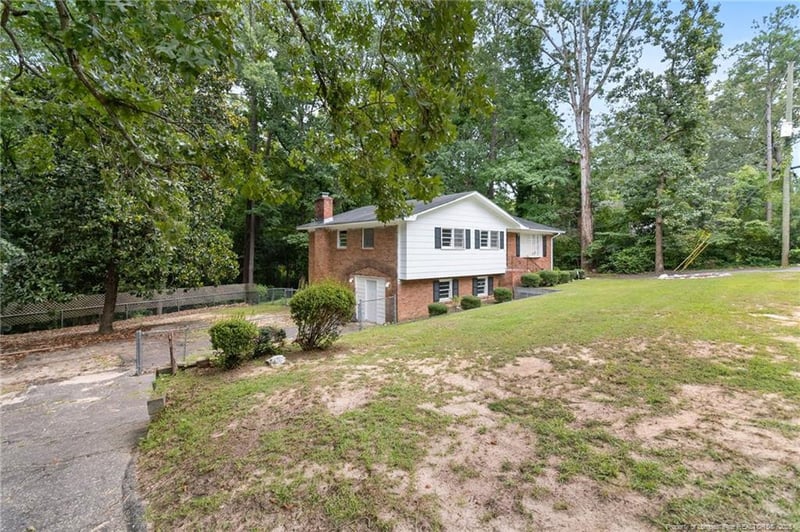 930 Shannon Dr, Fayetteville, NC 28303