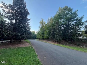 930 St Catherines Dr, Wake Forest, NC 27587