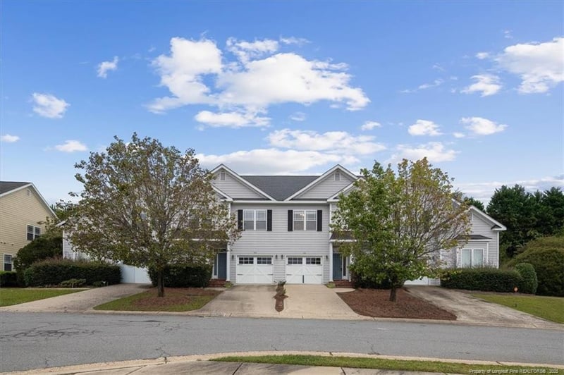 930 Westland Ridge Rd, Fayetteville, NC 28311