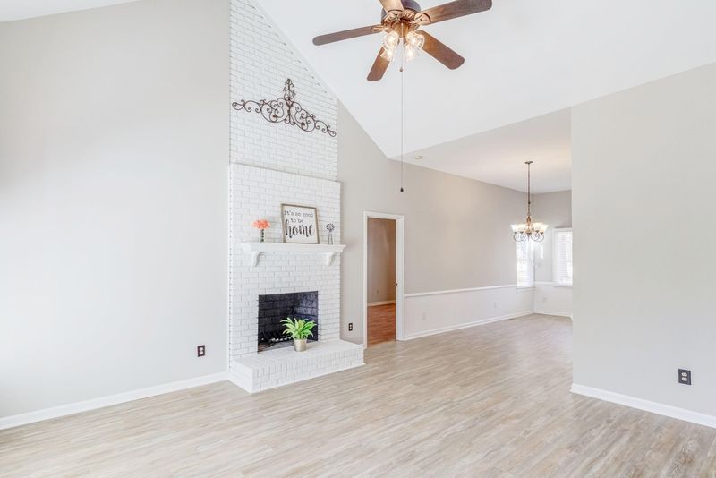 9305 Tallgrass Rd, Raleigh, NC 27603