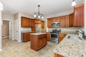 9308 Carisbrook Ct, Raleigh, NC 27615