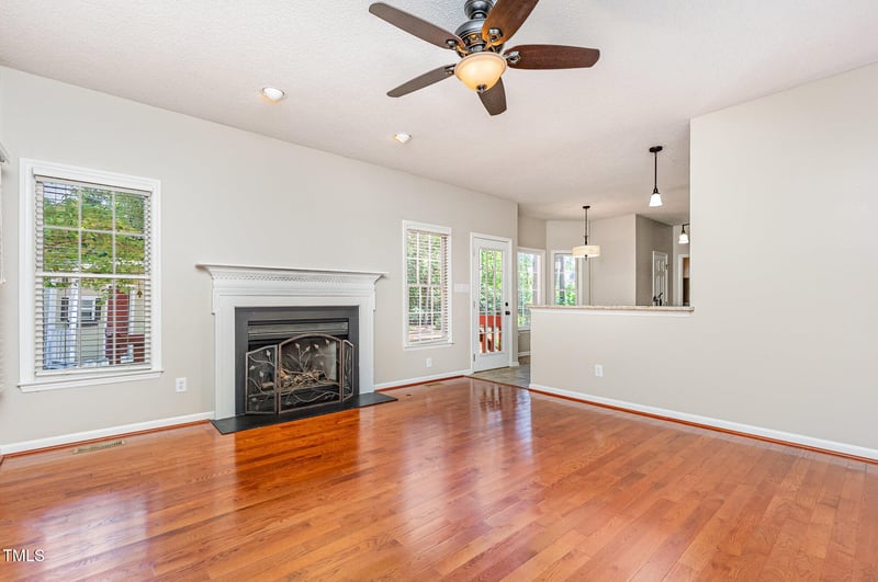 9308 Carisbrook Ct, Raleigh, NC 27615