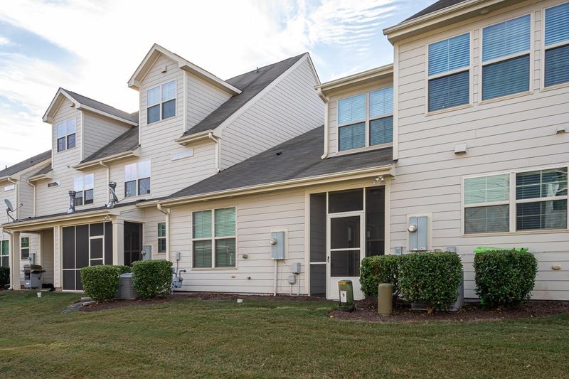 9308 Lennox Laurel Cir, Raleigh, NC 27617