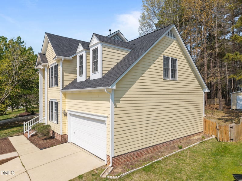 9308 Leslieshire Dr, Raleigh, NC 27615