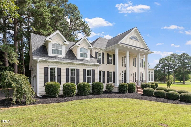 9309 Wakefields Oak Grove Dr, Zebulon, NC 27597