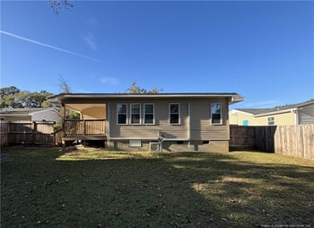 931 Fleetwood Dr, Fayetteville, NC 28305