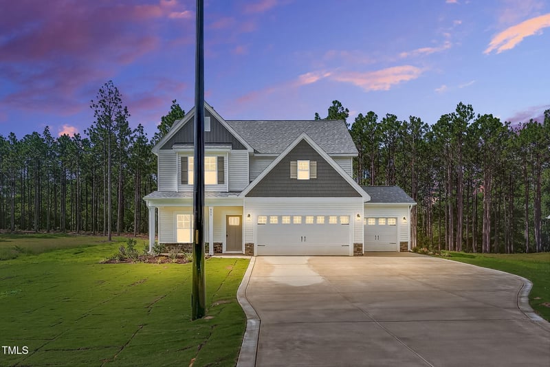 931 Rhum Dr, Fayetteville, NC 28311