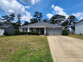 931 Screech Owl Dr, Hope Mills, NC 28348