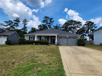 931 Screech Owl Dr, Hope Mills, NC 28348