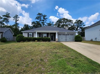 931 Screech Owl Dr, Hope Mills, NC 28348
