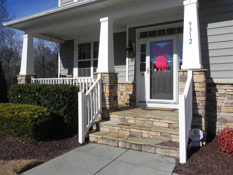 9312 Glamis Cir, Wake Forest, NC 27587