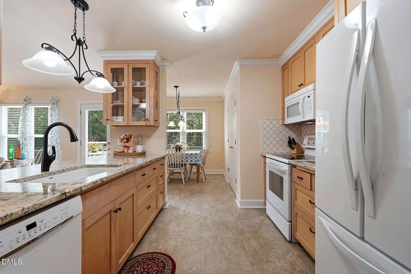 9317 Dawnshire Rd, Raleigh, NC 27615