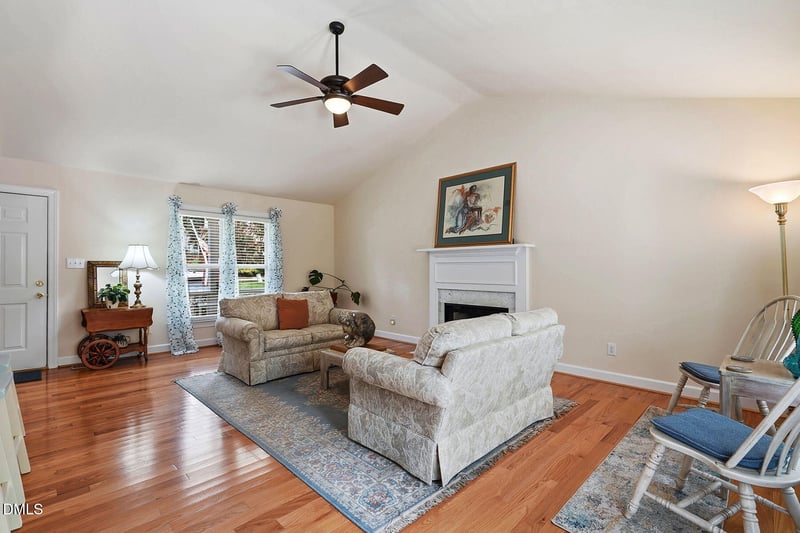 9317 Dawnshire Rd, Raleigh, NC 27615