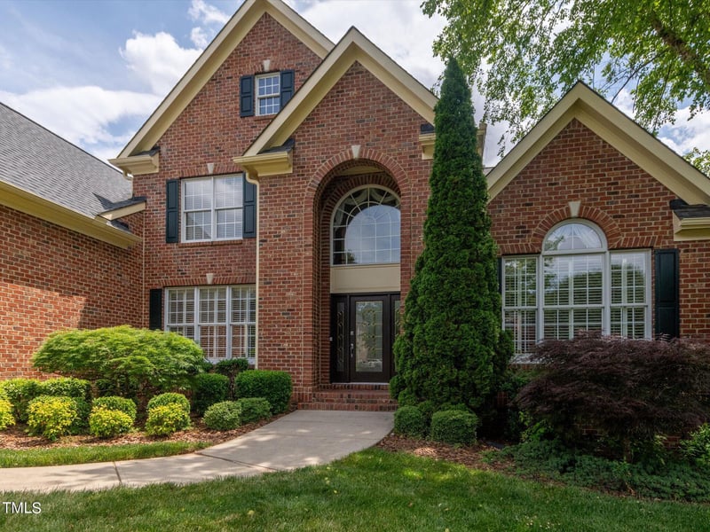 9317 Royal Crest Dr, Raleigh, NC 27617