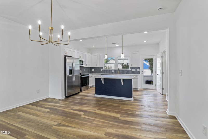 932 Ambergate Station, Apex, NC 27502