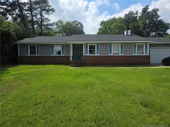 932 Brookridge Dr, Fayetteville, NC 28314
