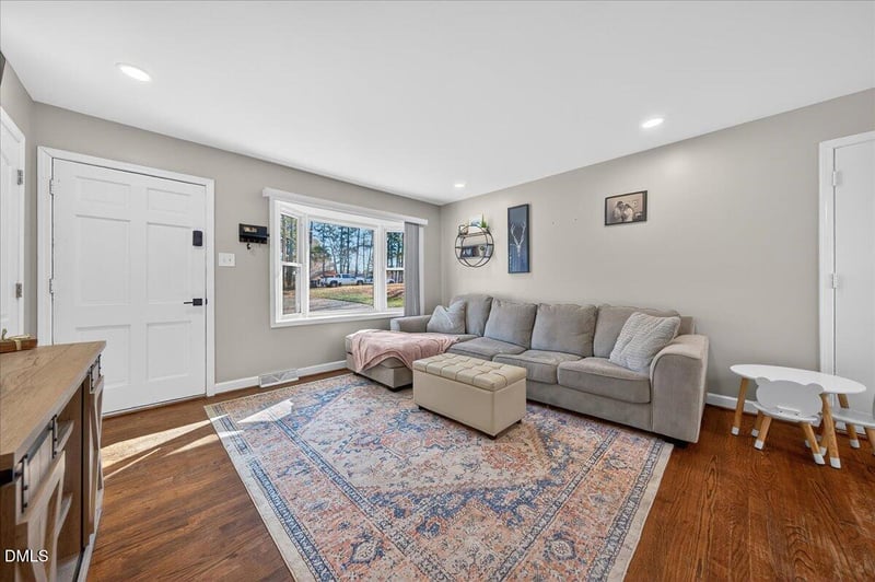 932 Danbury Dr, Durham, NC 27703