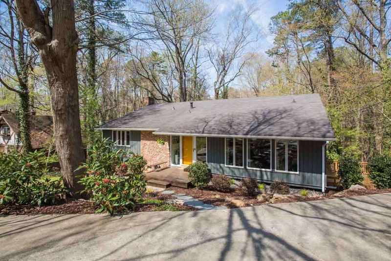 932 Northbrook Dr, Raleigh, NC 27609