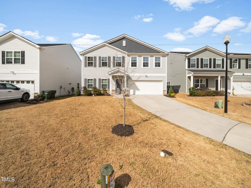 932 Peninsula Pl, Knightdale, NC 27545