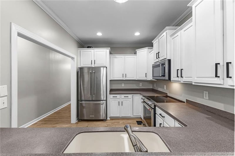 932 Westland Ridge Rd, Fayetteville, NC 28311