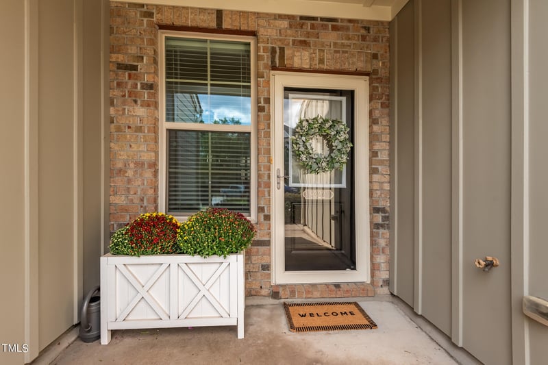 9322 Lennox Laurel Cir, Raleigh, NC 27617