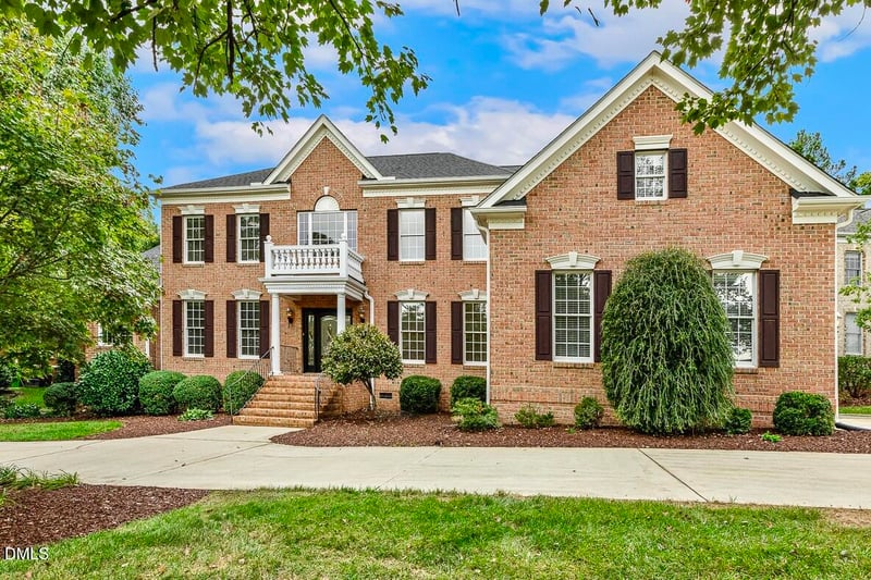 9324 Royal Crest Dr, Raleigh, NC 27617
