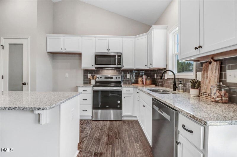 9326 Bear Run Ln, Middlesex, NC 27557