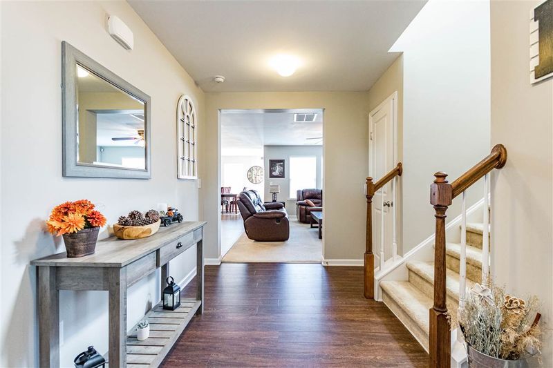 933 Avondale Dr, Clayton, NC 27520