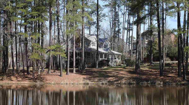 933 Blackmar St, Cary, NC 27519