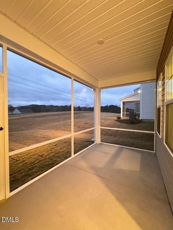 933 Glowing Star Ln, Angier, NC 27501