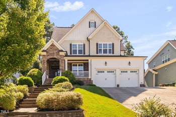 933 Hollymont Dr, Holly Springs, NC 27540